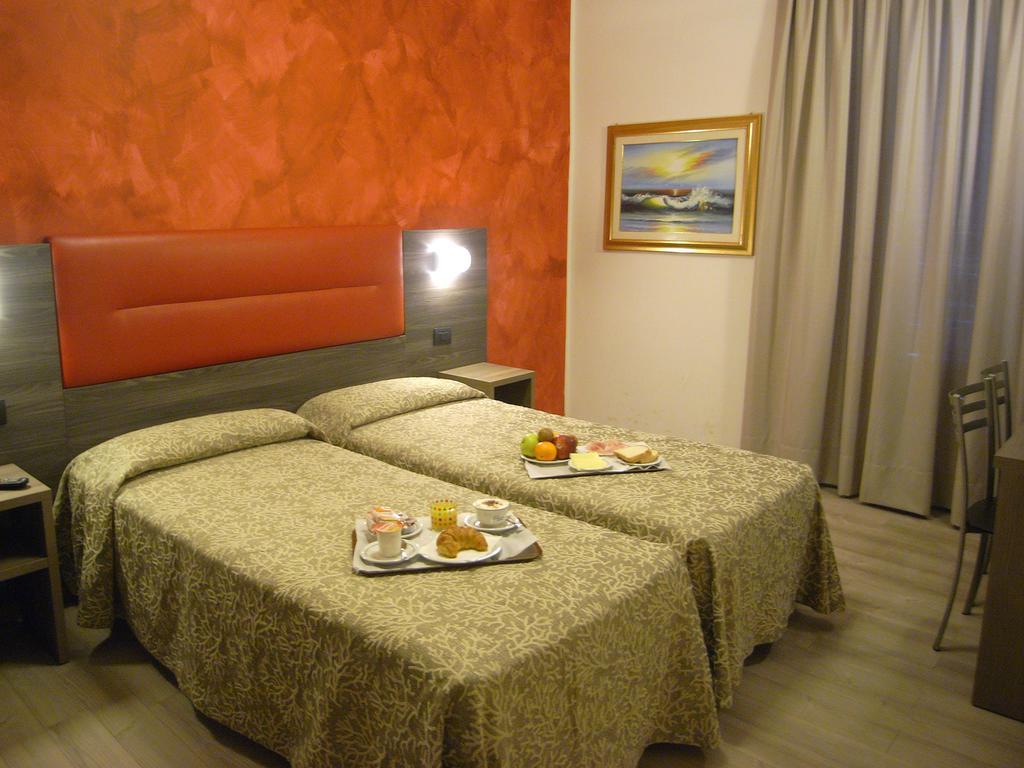 Hotel Siena — Photos 1